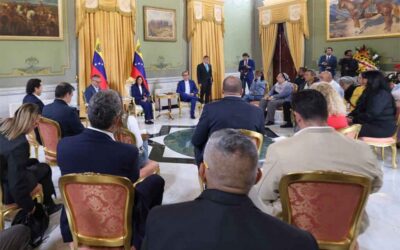 Delcy reitera llamado a construir un futuro de armonía en Venezuela