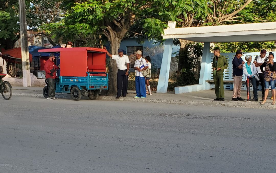 Triciclos eléctricos, una alternativa para el trasporte público en Las Tunas