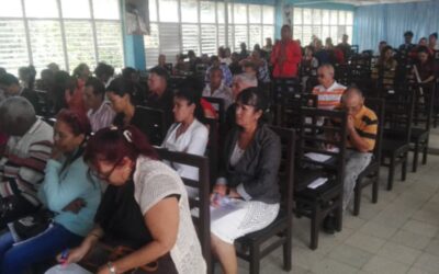  Analizan en Colombia asuntos de interés local