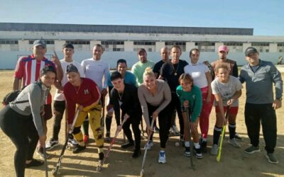 El hockey tunero celebra a sus leyendas