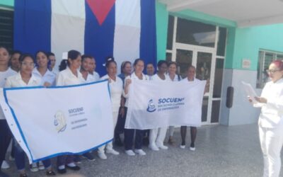 Bandera de la Sociedad Cubana de Enfermería llega a Colombia