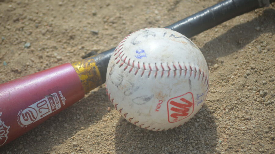 El Tren y Bucaneros comparten la cima  de la Copa de Softbol de los Trabajadores