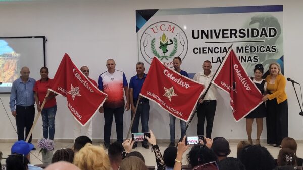 La excelencia de las comunicaciones en Las Tunas: Tres colectivos, una sola bandera de Victoria