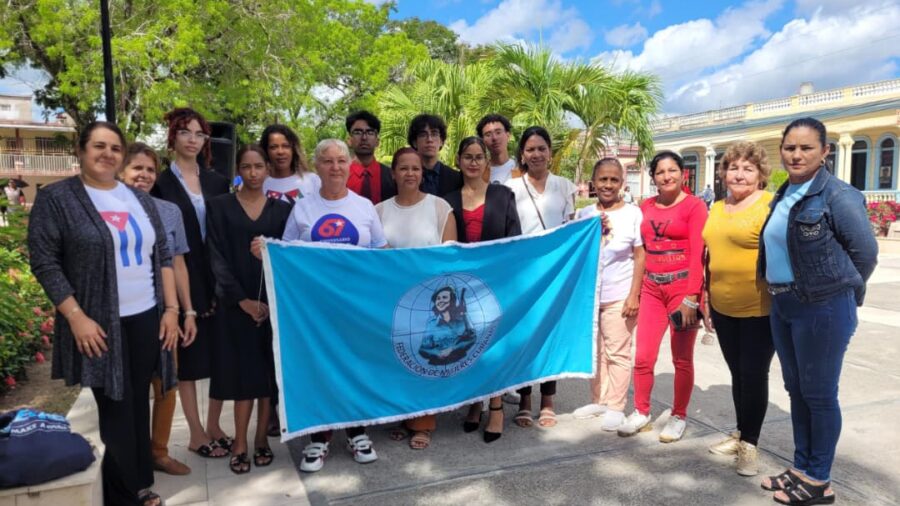 Mujeres tuneras juzgan al bloqueo: La justicia toma las calles