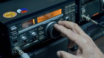 Día Mundial del Radioaficionado: Un siglo tejiendo la red más resiliente del planeta