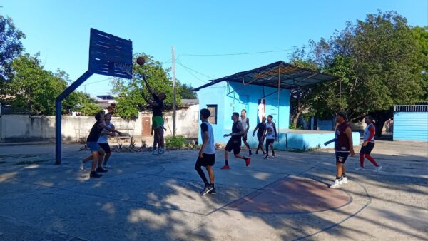 Chaparra  se consolida como líder de la Copa de Baloncesto en Puerto Padre