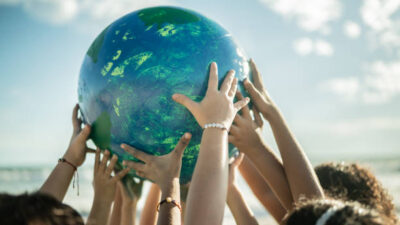 Para que el planeta Tierra siempre cobije a la humanidad