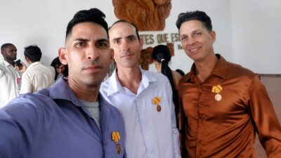 Paracaidistas tuneros reciben la Medalla Hazaña Laboral