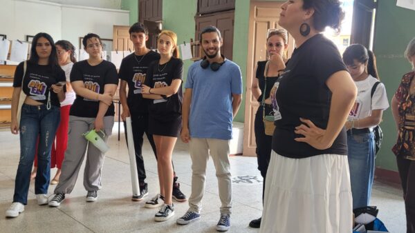 Desde el arte, dicen No Más a la violencia de género en Las Tunas
