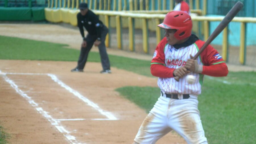 Pase de escoba en Artemisa: Los Leñadores exhiben fuerza