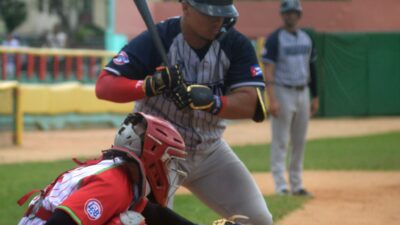 Leñadores pelean, pero caen ante Holguín