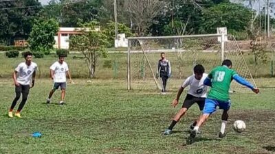 Alianza mantiene el liderato en Torneo de fútbol 