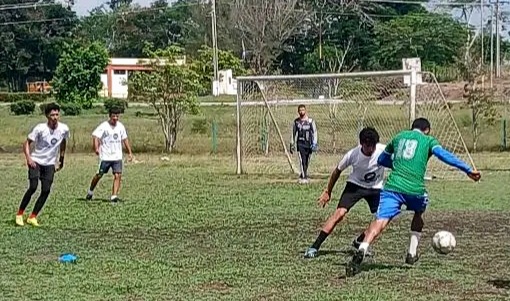 Alianza mantiene el liderato en Torneo de fútbol 