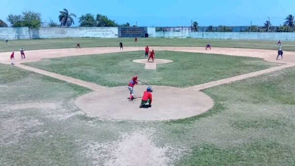 Definidos semifinalistas de la Copa de Béisbol Primero de Mayo en Puerto Padre