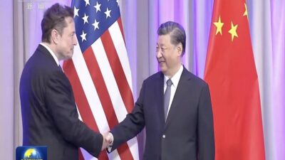 Xi Jinping se reúne con altos ejecutivos que acompañan a Trump