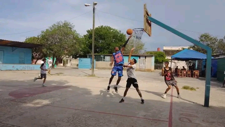 Chaparra y Veteranos inician con éxito segunda vuelta en Copa Puerto Basket