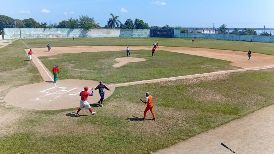 Delicias barre en la final y es campeón de la Copa de Béisbol Primero de Mayo