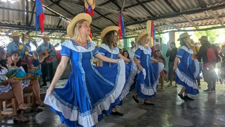 Realizan jornadas cucalambeanas municipales