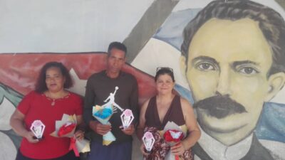 Confieren en Colombia Premio Los Zapaticos de Rosa