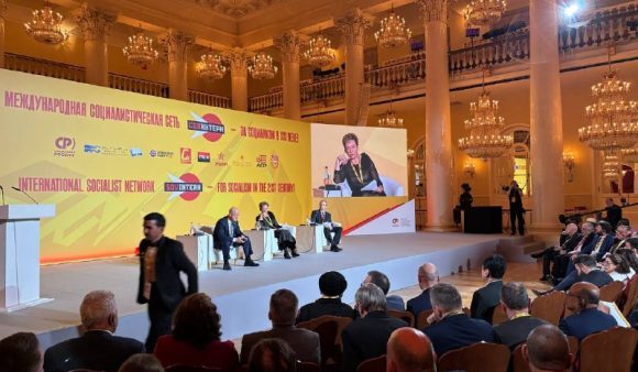 El progresismo internacional se organiza en Moscú bajo los ideales de Fidel
