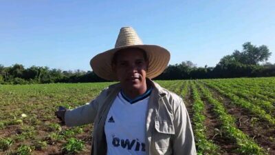 Jorge Luis Barroso, de la tiza al surco
