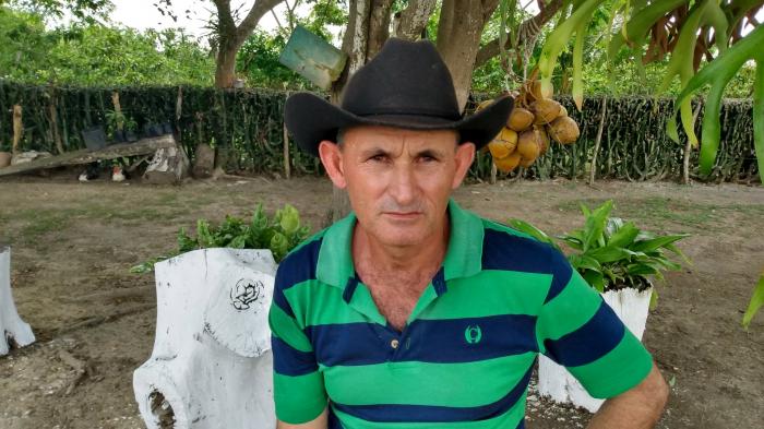 Leodán, entre el verdor de la tierra y el sudor honesto