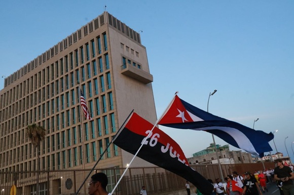 Trump firma nueva orden ejecutiva para ampliar medidas coercitivas contra Cuba
