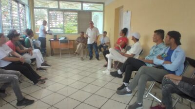 Abogan en Las Tunas por la sistematicidad en la adherencia al tratamiento ante los cuidados del VIH