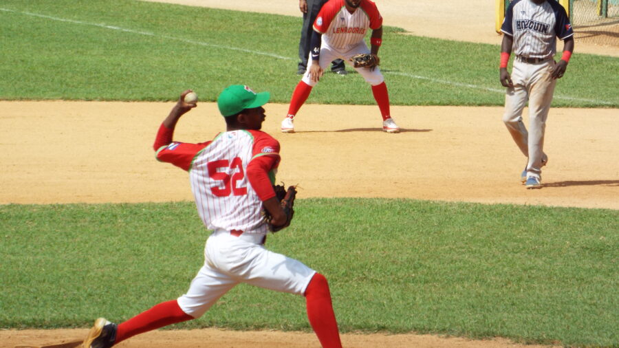 Los Leñadores ponen el play off dos a cero en la semifinal de la cuarta Liga Élite