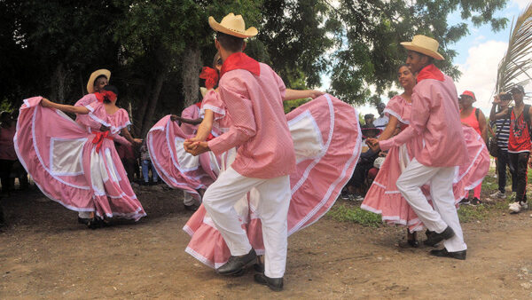 Llega la Cucalambeana, días de verso y tradición