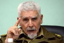 Me quedo con tu lealtad, Comandante Ramiro
