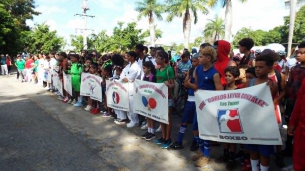 Festival Deportivo Escolar arranca en Las Tunas con ambiente festivo