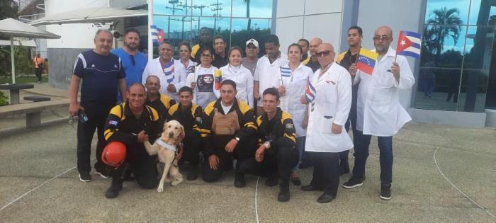 Llega a Venezuela Brigada Especial de Salvamento y Rescate de Cuba