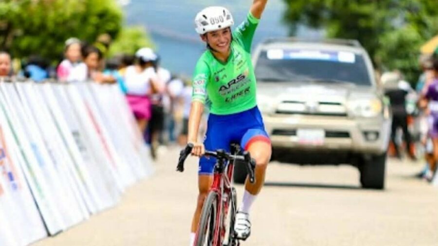 Saray Velázquez: debut internacional con fuerza y gratitud en la Vuelta a La Fría
