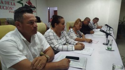 Pleno del Partido evalúa resultados y retos del sector educacional