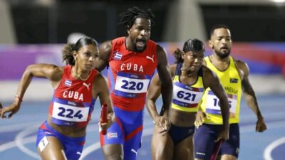 Reynaldo Espinosa Colás: plata y récord nacional en Santo Domingo 2026