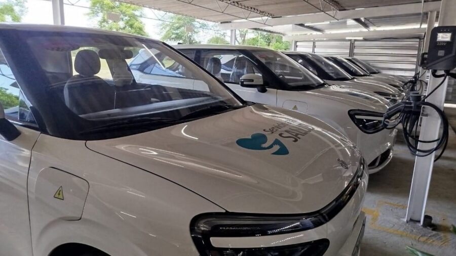 Inauguran en Las Tunas base de carga para autos eléctricos destinados a pacientes de hemodiálisis