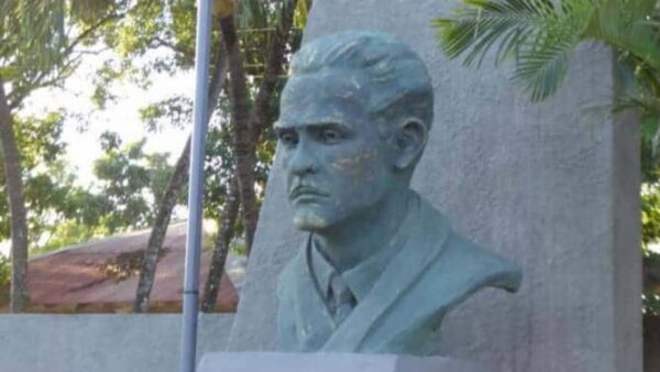 El monumento a Amancio Rodríguez, patrimonio que exige respeto