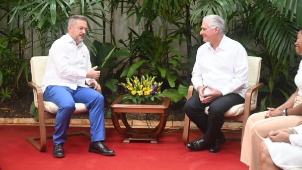 Recibió Díaz-Canel a presidente del Comité Paralímpico Internacional