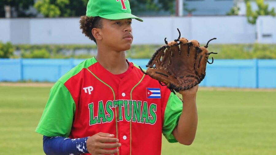 Yadisnel Reyes estará en el Mundial Sub‑15 de béisbol