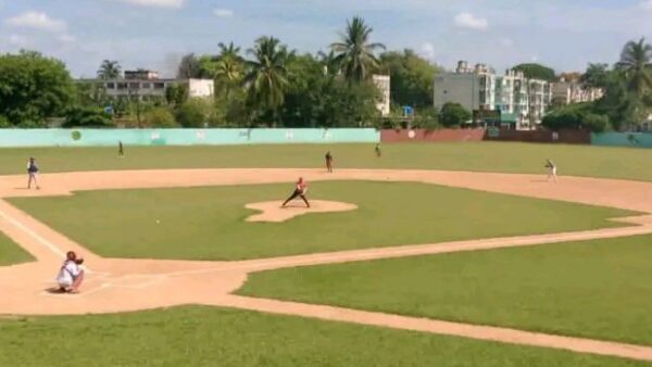 Leñadores y Toros se medirán en Amancio rumbo a la Serie Nacional 65