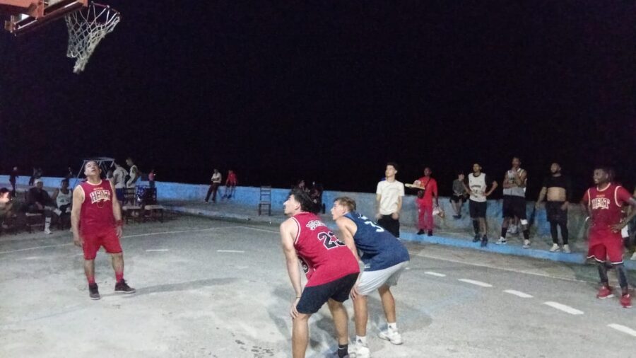 Cisneros y Veteranos se imponen en la segunda fecha de la Copa de Baloncesto 3x3
