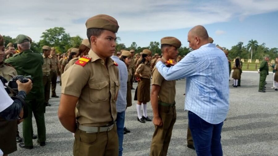 Inicia curso escolar Escuela Militar Camilo Cienfuegos de Las Tunas