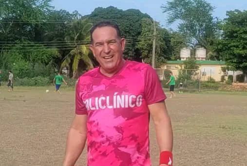 Hipólito Infante Peña: el hombre que devolvió el balón a Puerto Padre