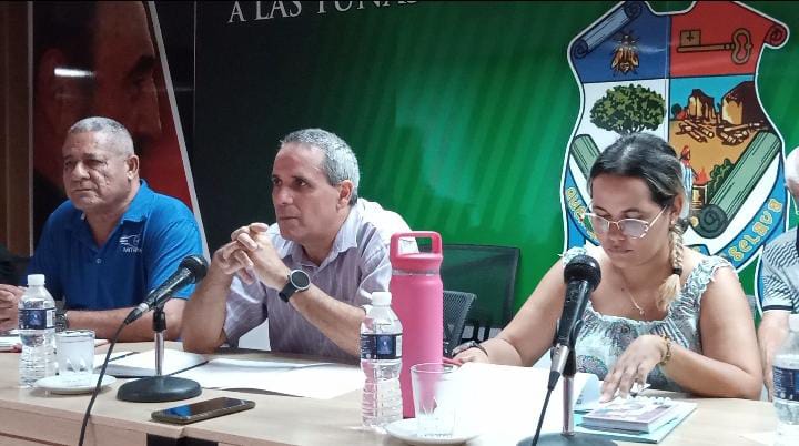 Evalua Viceministro de Trasporte transformaciónes económicas y sociales del sector en Las Tunas