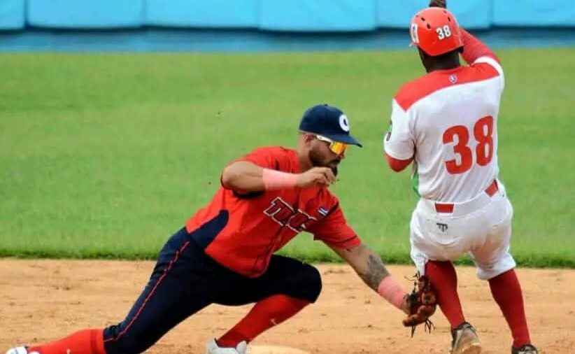 Subserie pareja: Leñadores de Tunas y Toros de Camagüey dividen honores