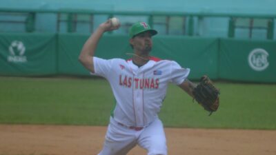 El apellido Velázquez regresa al box tunero