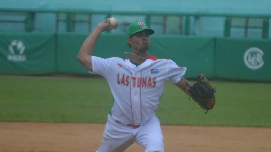 El apellido Velázquez regresa al box tunero