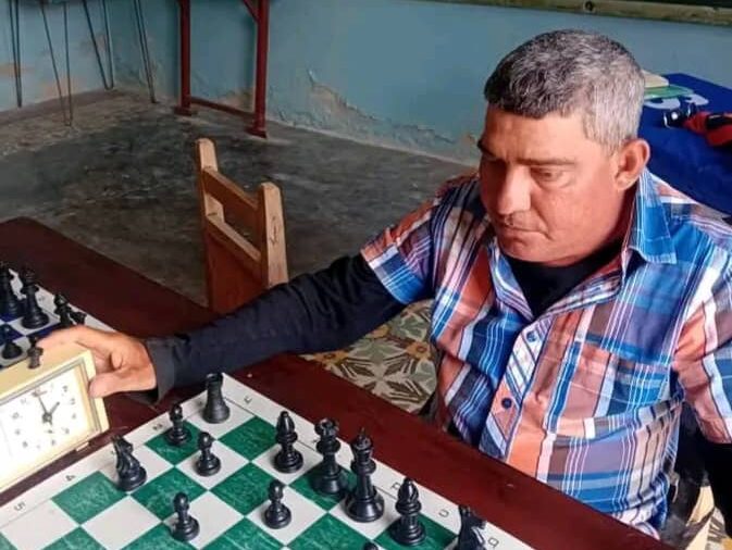 Fallece en Puerto Padre el ajedrecista Alcides Ramón Más Velázquez, referente de la ACLIFIM
