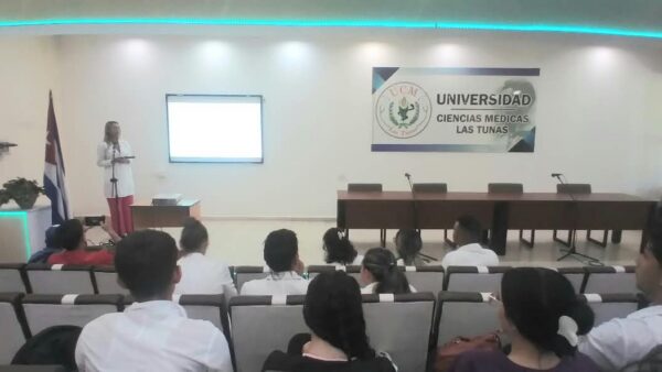 Desarrolla Universidad de Ciencias Médicas iniciativa internacional Miércoles Globales